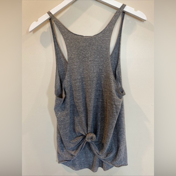 Obey Rasta Lion Tank Top Womens Large Heathered Gray Knot Back - Picture 4 of 4